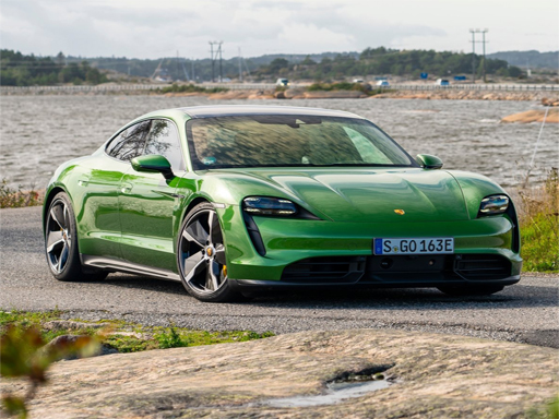 Read more about the article Porsche Taycan Slide