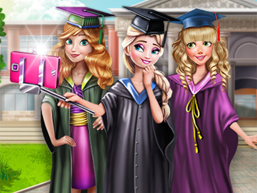 Read more about the article BFFs Graduation Selfie
