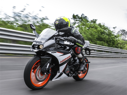 Read more about the article RC 125 Slide