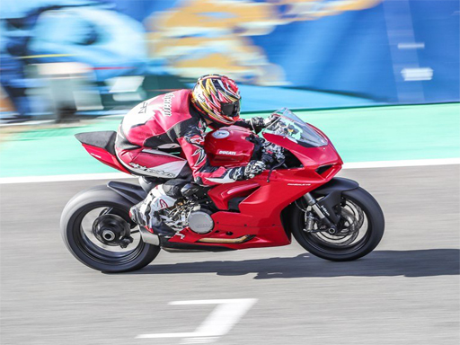 Read more about the article Ducati Panigale Puzzle