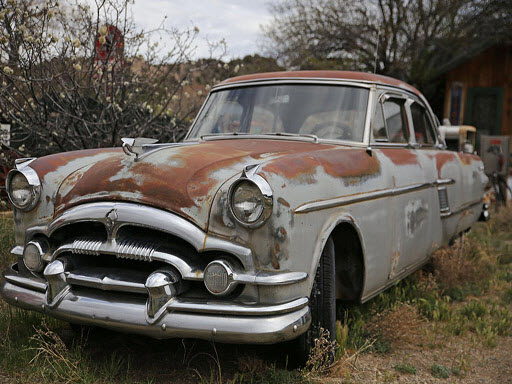 Read more about the article Old Rusty Cars Differences