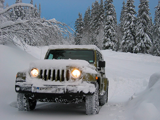 Read more about the article Offroad Snow Jeep Passenger Mountain Uphill Driving